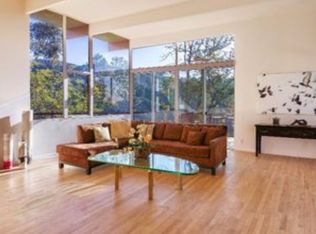 12515 Cloud Ln, Los Angeles, CA 90049