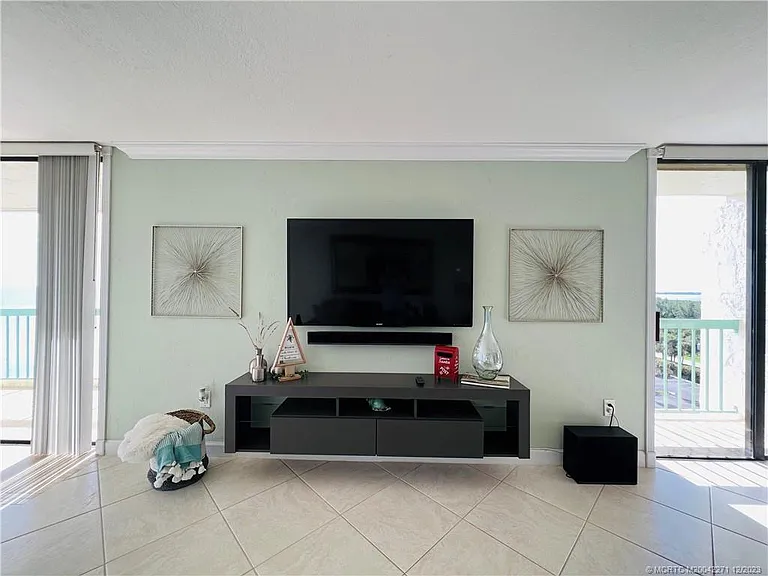 9900 S Ocean Dr #810 — Photo 32