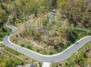 10 Stoneway Ln, Asheville, NC 28805