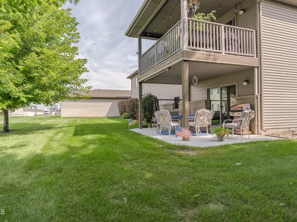 2801 46th Ave SE APT 2, Mandan, ND 58554