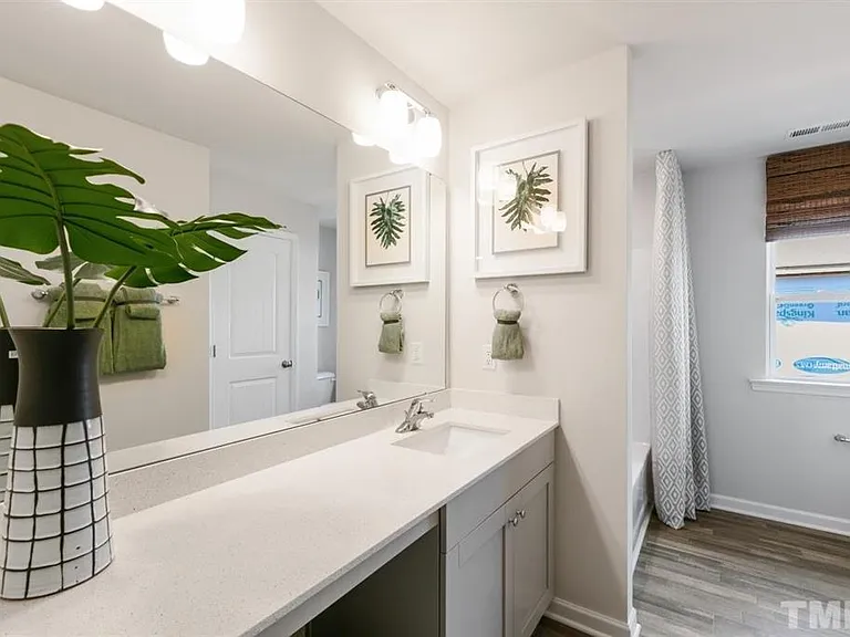 128 Gosford Ln — Photo 34