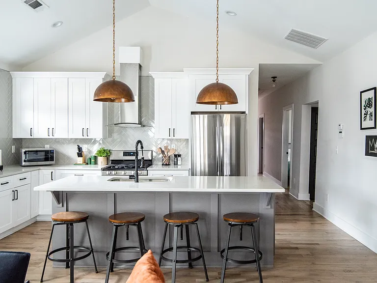 1085 Mayson Turner Rd NW — Photo 8
