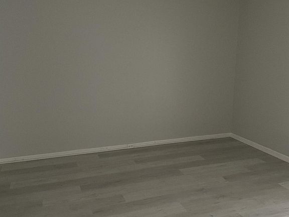 4th image of 118 Southampton A