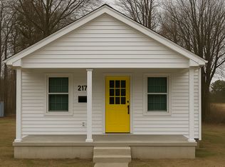 217 Randolph St, Ashland, VA 23005