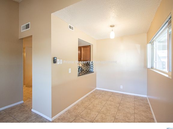 4th image of 2206 S Granada Dr APT 6