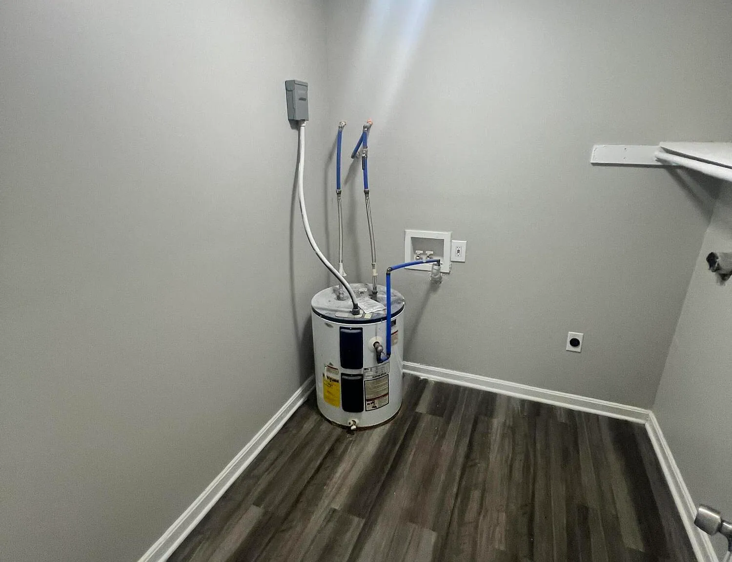 2 bed, 1.0 bath, 925 sqft, $950 — Photo 4