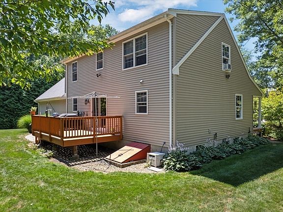 5th image of 29 Junction Cir