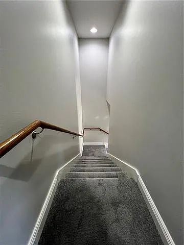 126 Lakeview Dr #B — Photo 19