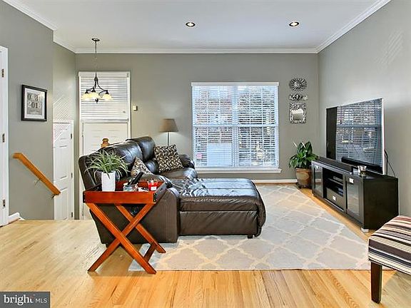 5th image of 6019 Madison Overlook Ct