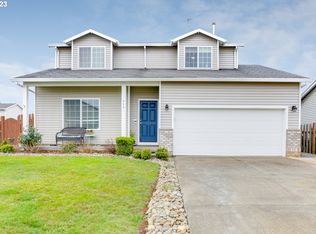 668 Columbia Dr, Molalla, OR