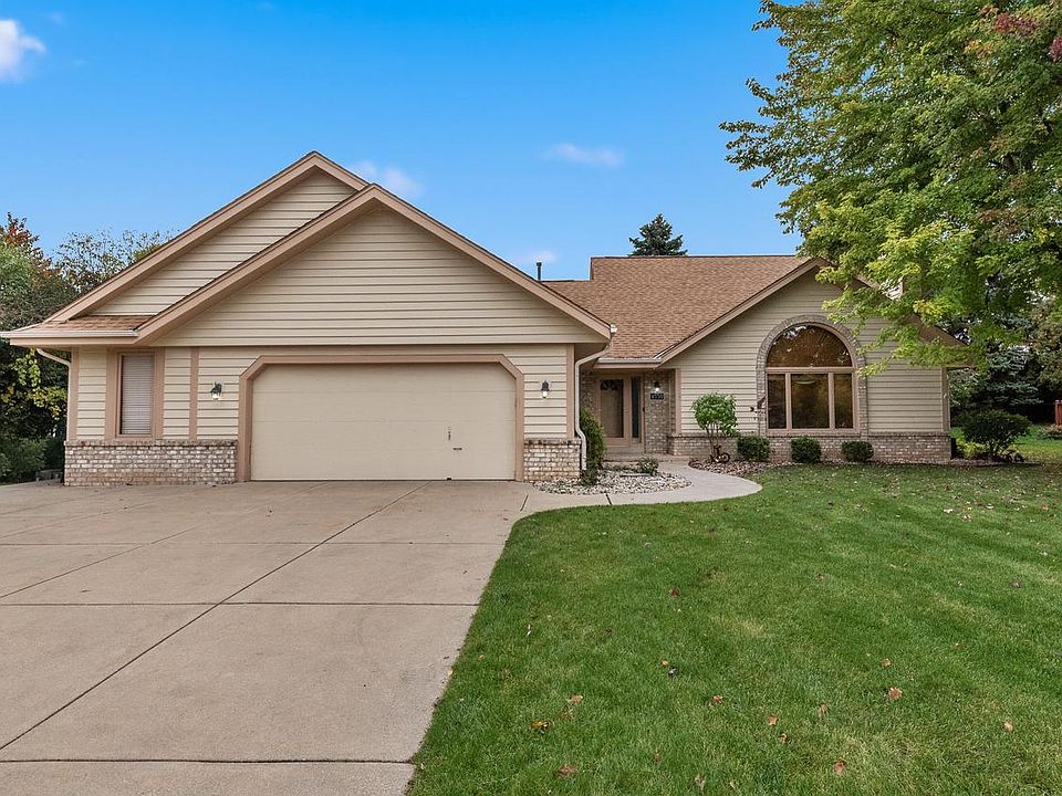 1st image of 4550 S 119th STREET