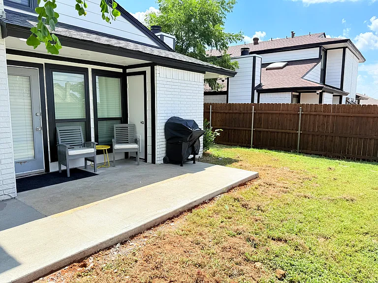 2303 Windy Pine Ln #A — Photo 21