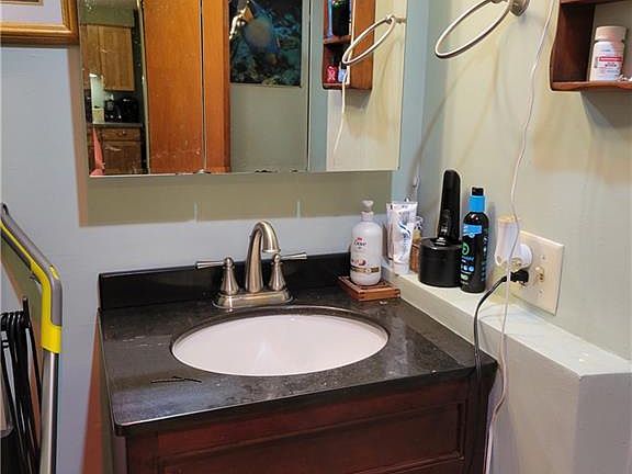 5th image of 510 Child St APT 409C