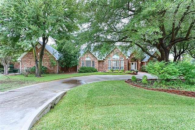 1st image of 681 Forest Oaks Dr