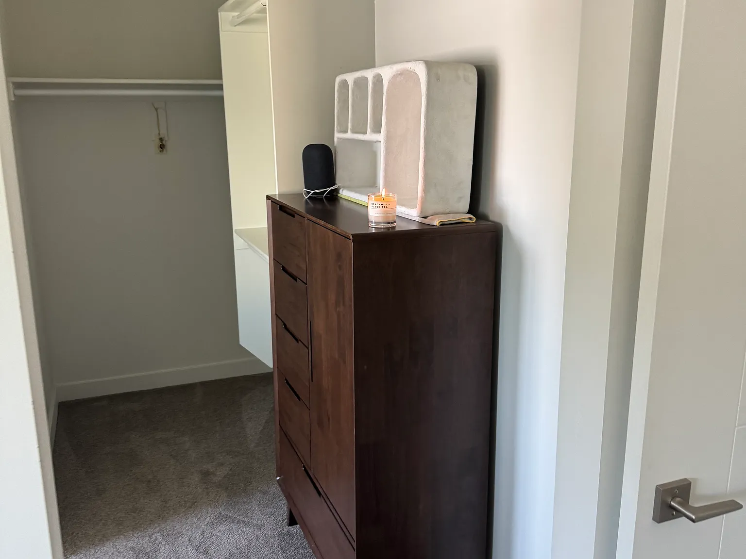 2 bed, 1850 sqft, $1,100 — Photo 4