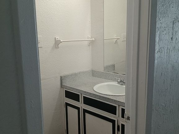 3rd image of 116 Pine Meadow Dr APT A