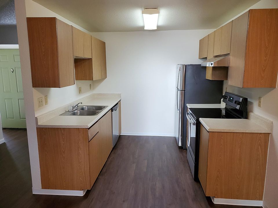 1st image of 7602 46th St W #11