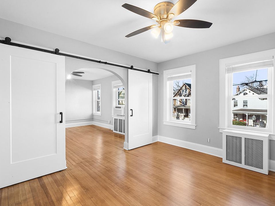 2nd Bedroom to Living Room