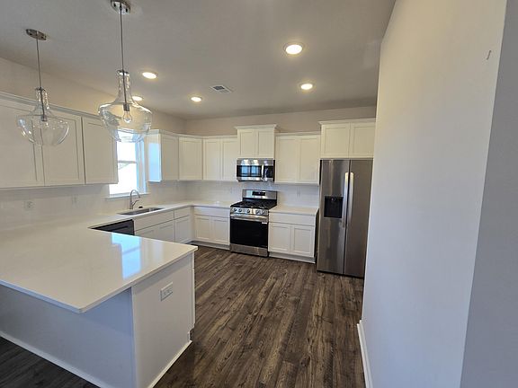 4th image of 5193 Tullamore Dr