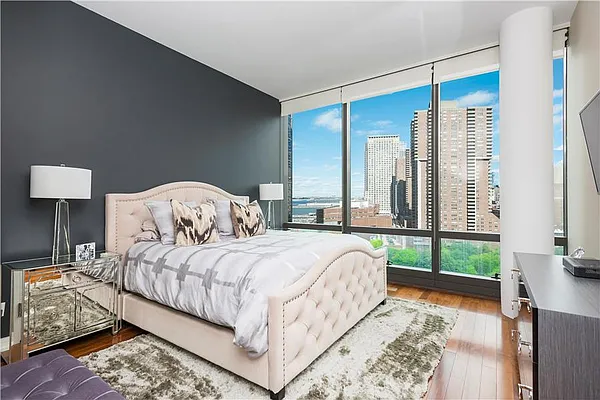 Rented by Douglas Elliman | media 7