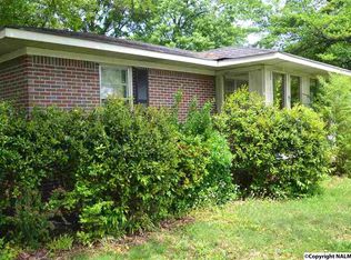 907 Nelson Rd, Albertville, AL 35950