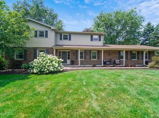 961 Troon Trl, Frankfort, IL 60423