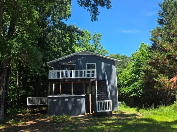 902 W Chatham St, Cary, NC 27511