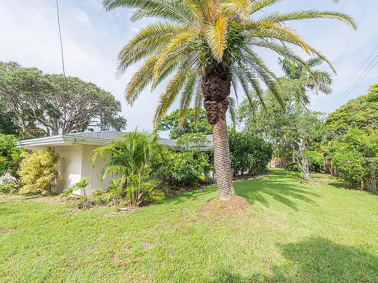 508 Poinsetta Blvd — Photo 16