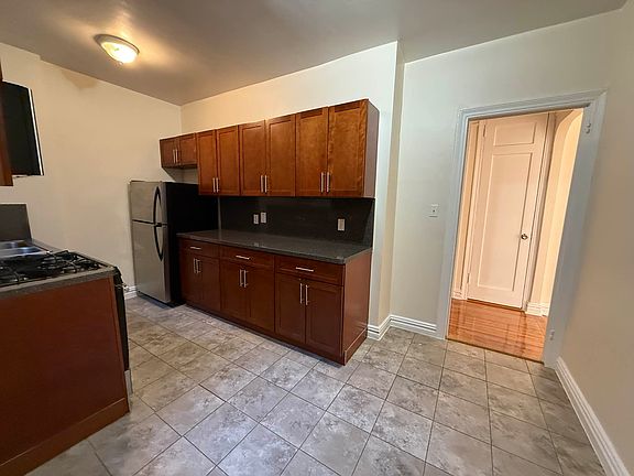 5th image of 64-48 Booth St #1F