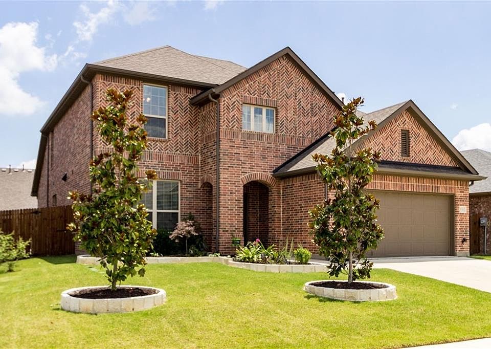 1st image of 15512 Bluffdale Dr