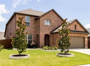15512 Bluffdale Dr, Roanoke, TX 76262
