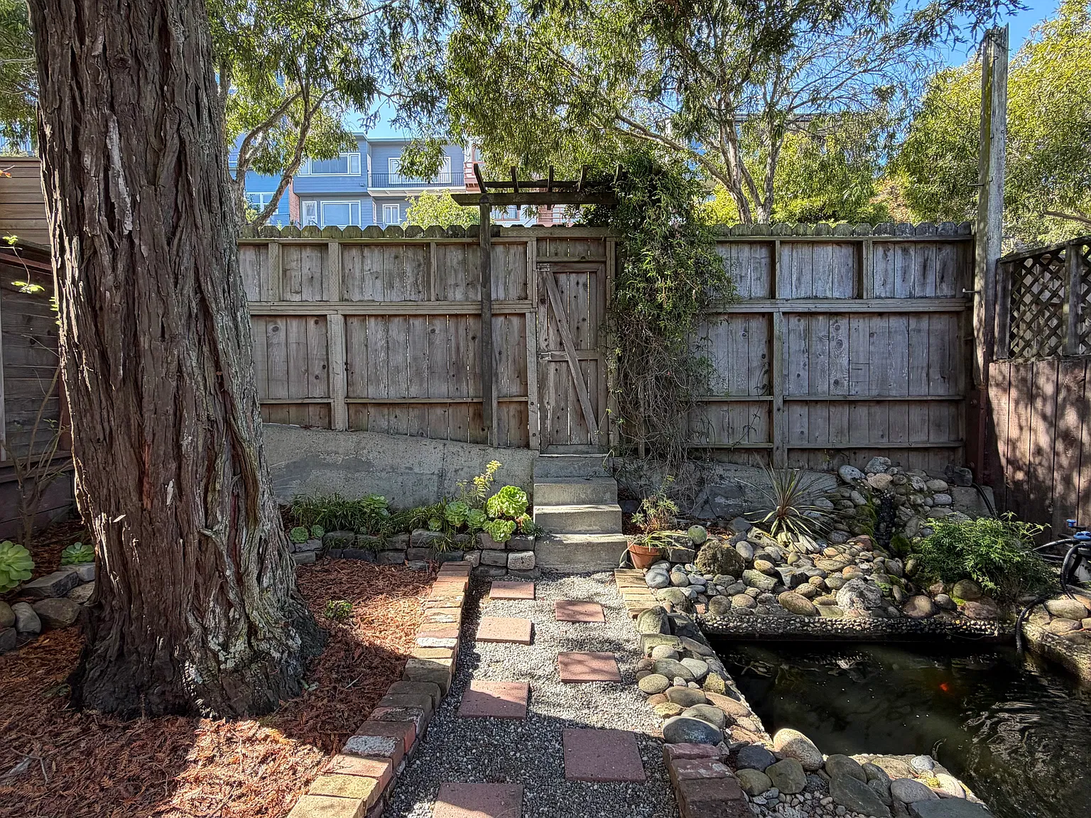 2 bed, 1500 sqft, $5,950 — Photo 2