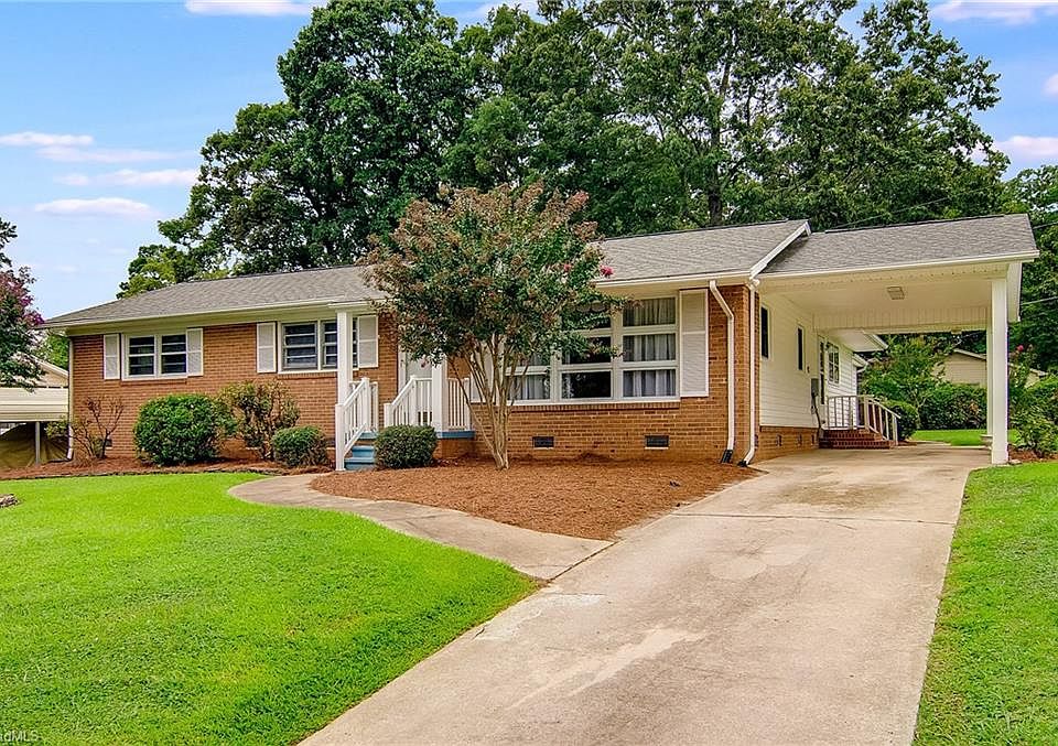 1st image of 4008 Donegal Dr