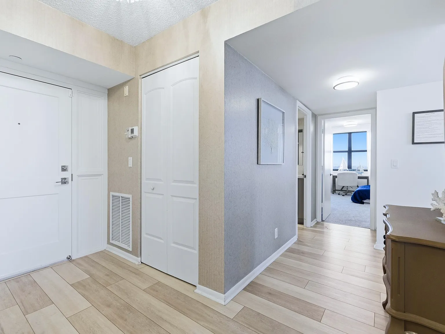 2 bed, 2.0 bath, 1479 sqft, $6,500 — Photo 2