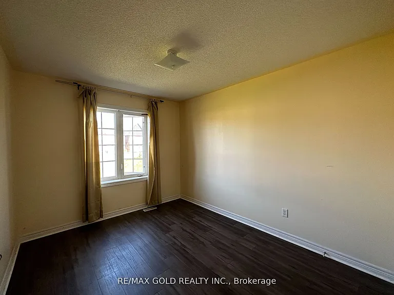 50 Arizona Dr — Photo 9