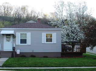 1855 Rhomberg Ave, Dubuque, IA 52001