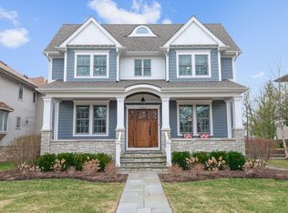 1323 Central Ave, Wilmette, IL
