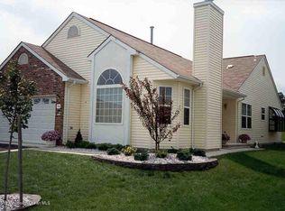 94 Canterbury Ln, Toms River, NJ 08757
