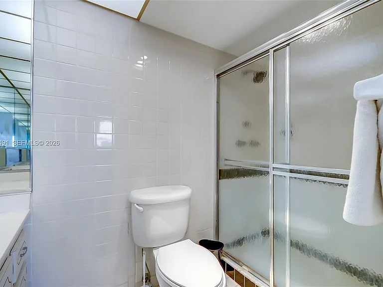 301 NE 14th Ave #702 — Photo 24