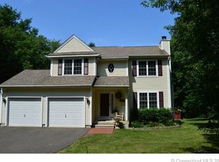 28 Case St, Canton, CT 06019