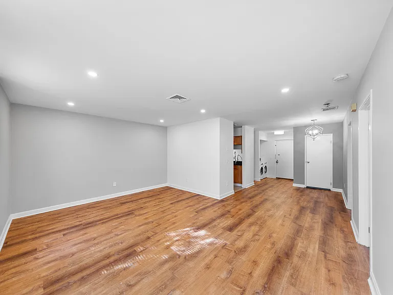 497 Broadway #101 — Photo 9