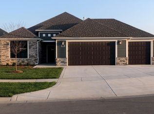 621 E Park Pl, Andover, KS 67002