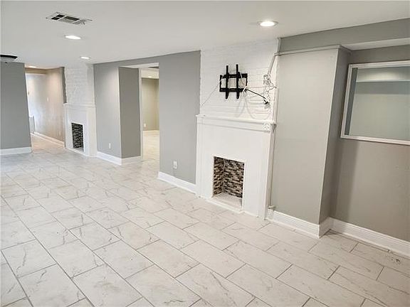5th image of 1004 Josephine St