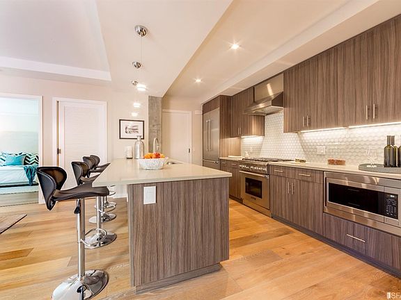 2nd image of 1731 Powell St #205