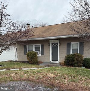 705 Monroe St, Harrisburg, PA, 17113