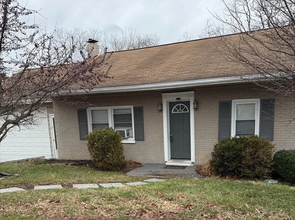 705 Monroe St, Harrisburg, PA 17113