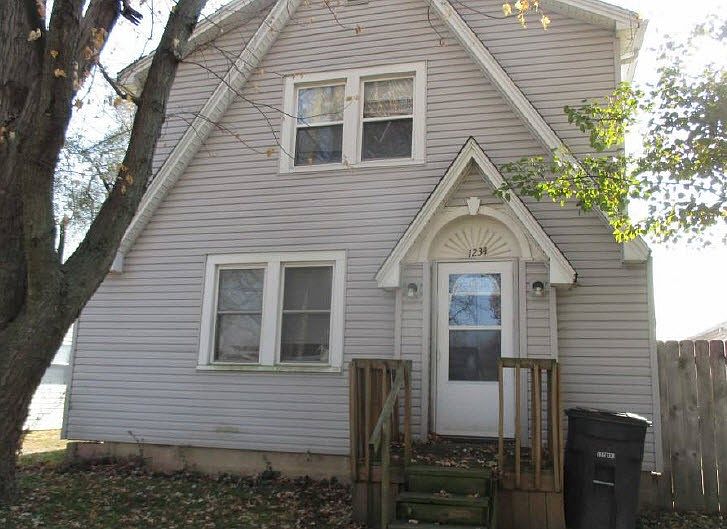 1st image of 1234 Clara Ave
