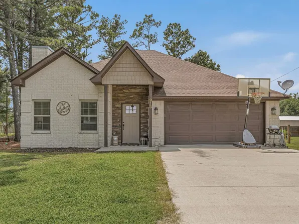 913 Benton, Manila, AR 72442
