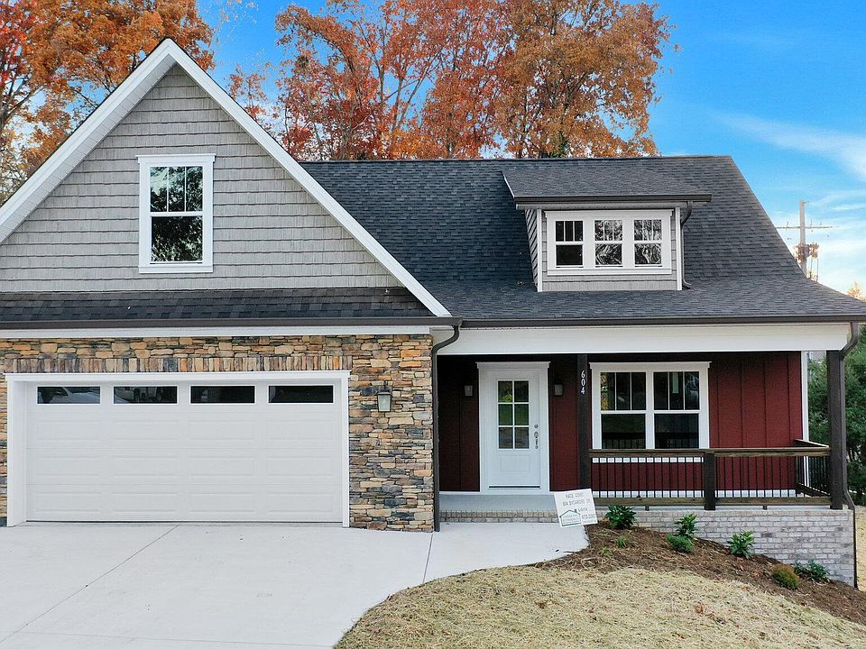 1st image of 604 Sycamore Dr #Ne