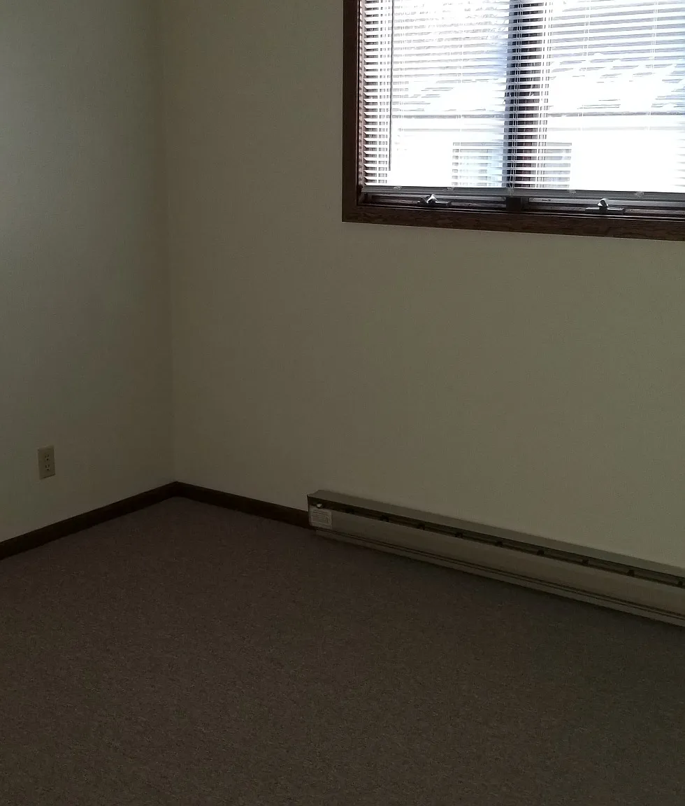 2 bed, $648 — Photo 4